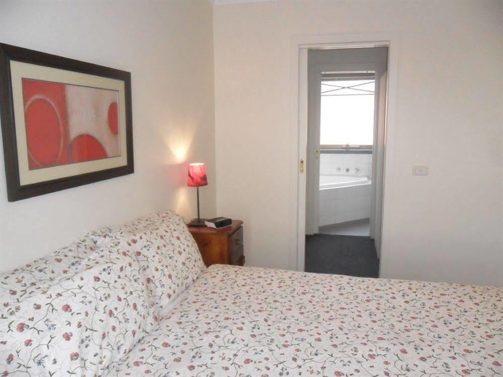 Box Hill Studio Apartment 2 Экстерьер фото